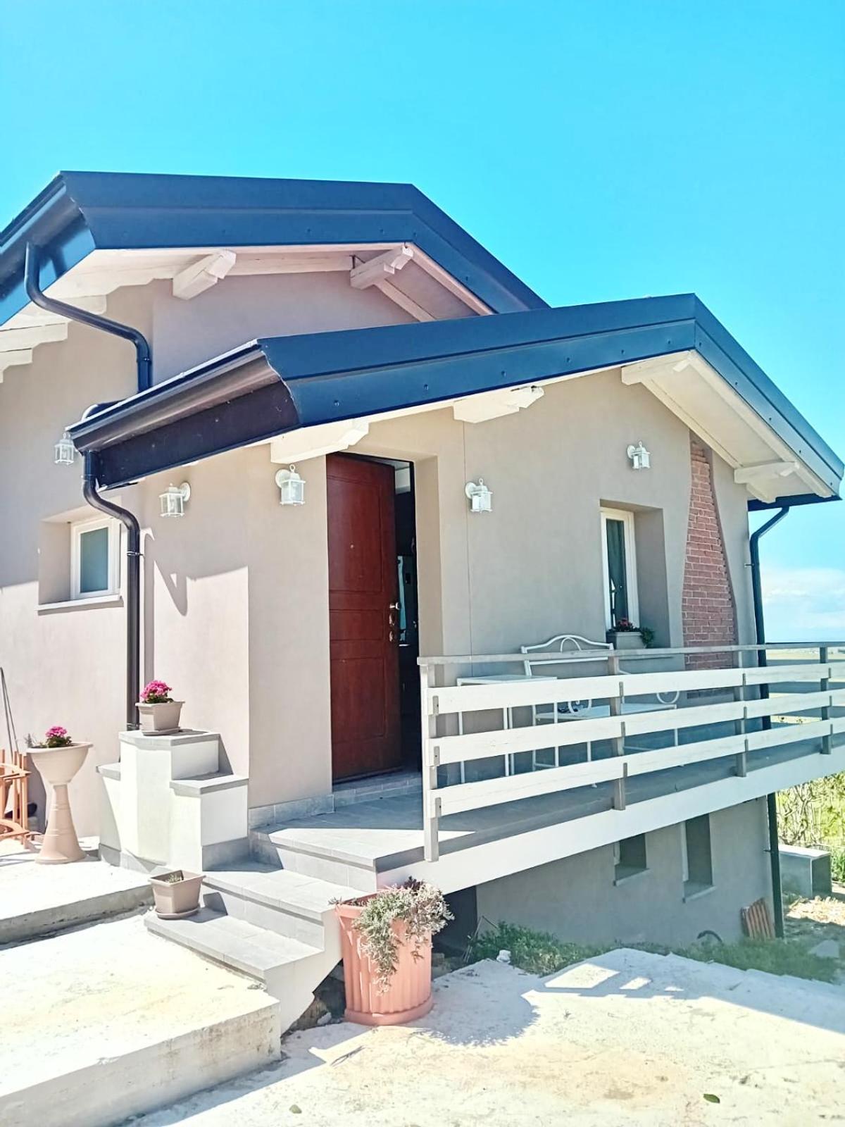 Villa Nife Tiny House - Secret Garden Montalbo