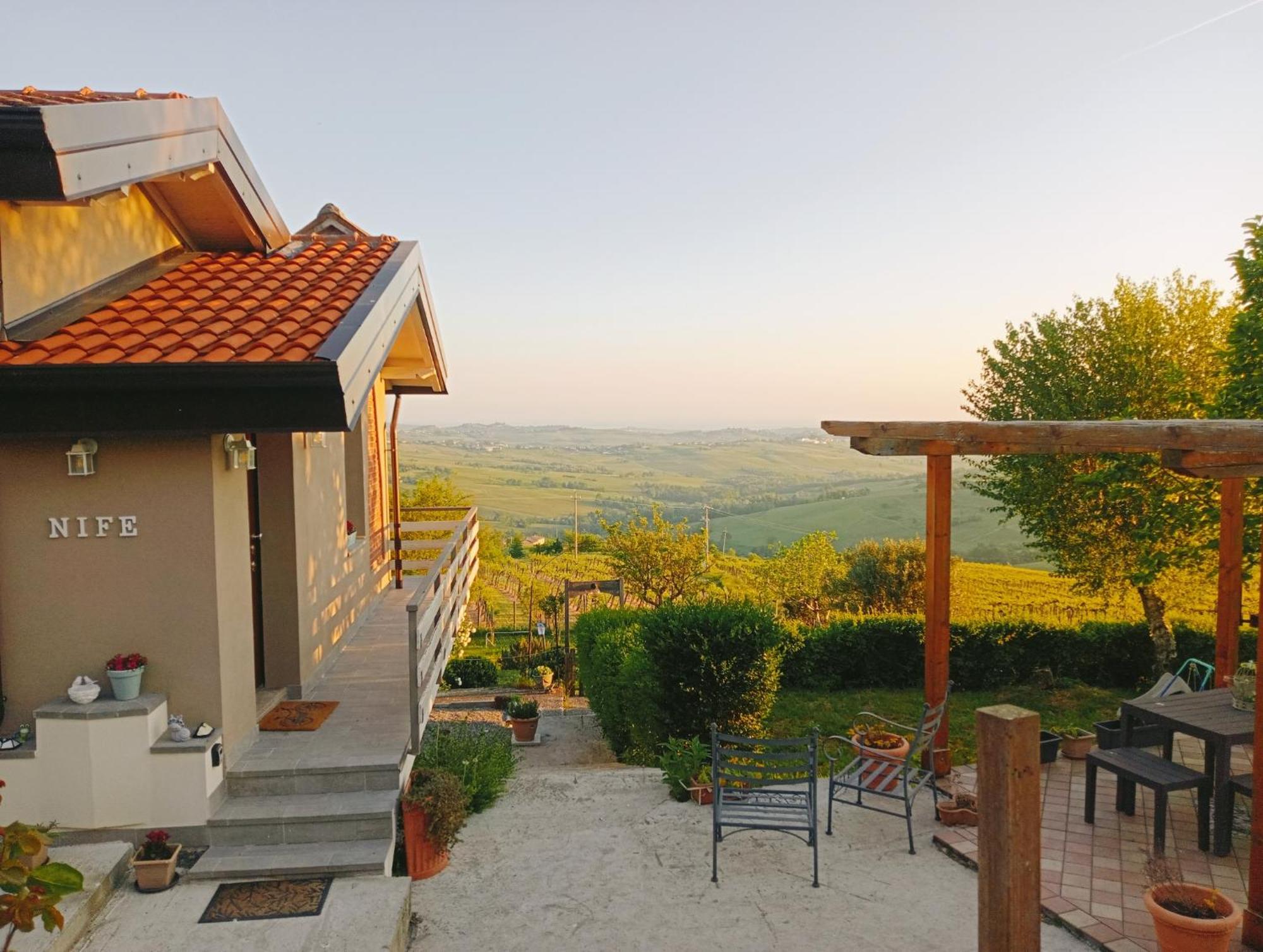 Villa Nife Tiny House - Secret Garden *